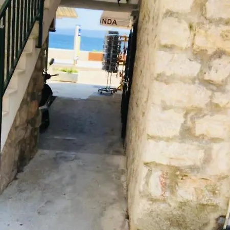 Stella Maris With Garden Apartment